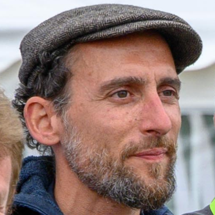 Geoffrey V